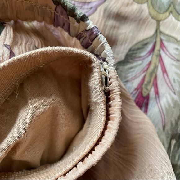 Soft Surroundings Jazmin Skirt Chiffon Floral Tan Petite M EUC - Picture 6 of 10